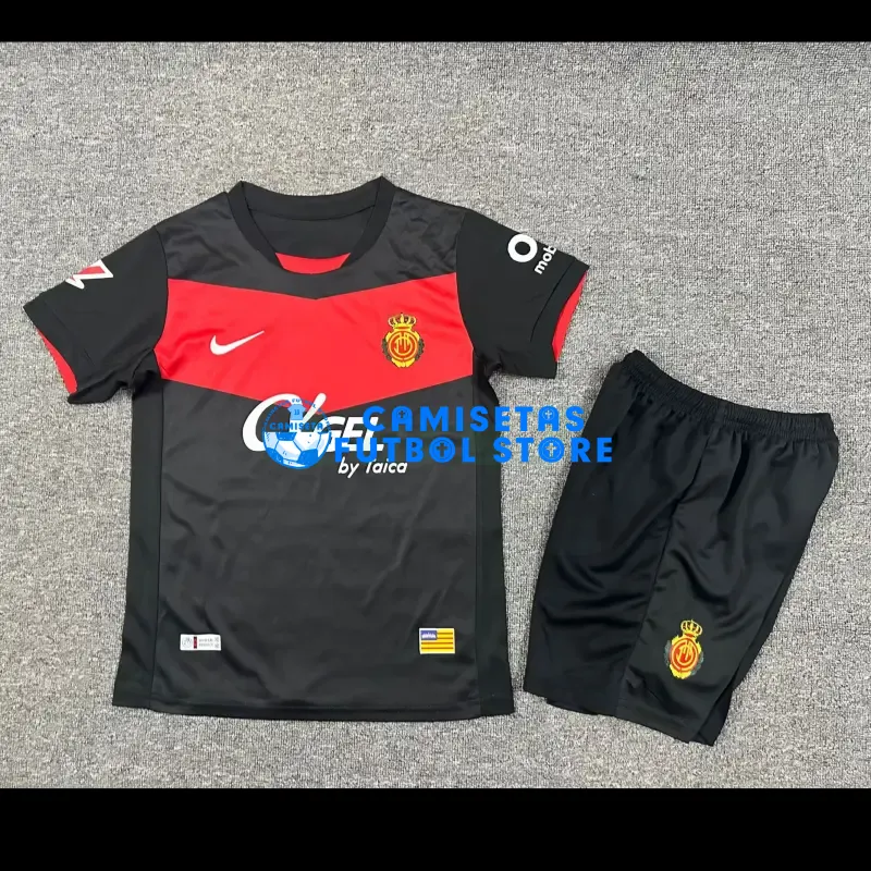 Presentada la tercera camiseta del Mallorca 25-26 - Footy Headlines ES